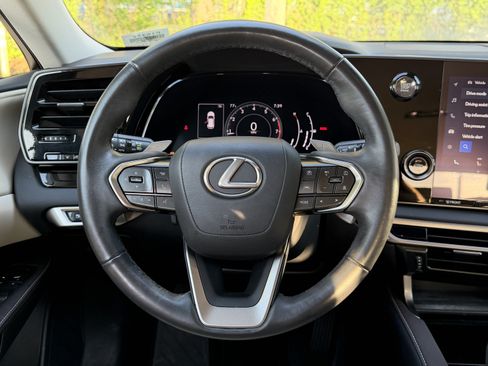 Used 2023 Lexus RX 350 FWD image 33