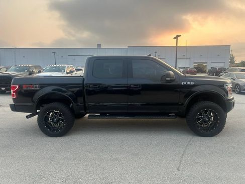 Used 2018 Ford F150 XLT w/ Equipment Group 302A Luxury AWD/4WD image 4