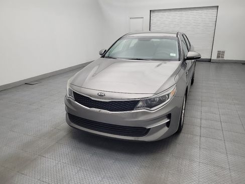 Used 2018 Kia Optima LX w/ 17" Alloy Wheels Package FWD image 15