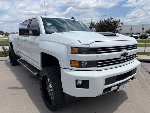 Used 2019 Chevrolet Silverado 3500 LTZ w/ Duramax Plus Package AWD/4WD image 2
