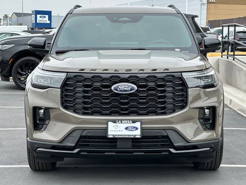 New 2026 Ford Explorer ST-Line RWD image 8