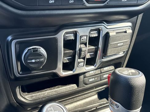 Certified 2021 Jeep Wrangler Unlimited Sport image 27