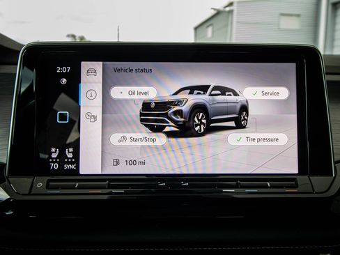 New 2026 Volkswagen Atlas Cross Sport SE FWD image 45
