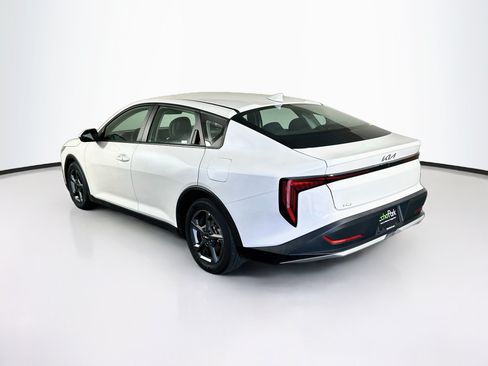 Used 2025 Kia K4 FWD image 5
