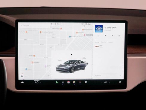 Used 2022 Tesla Model S Standard Range image 18