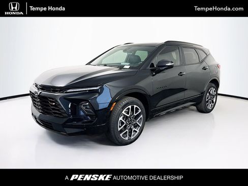 Used 2025 Chevrolet Blazer RS w/ Driver Confidence II Package image 1