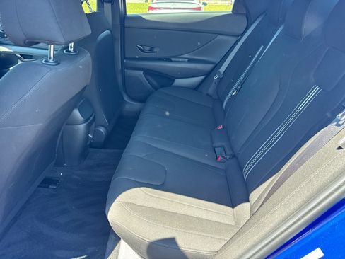 Used 2025 Hyundai Elantra Sport FWD image 20