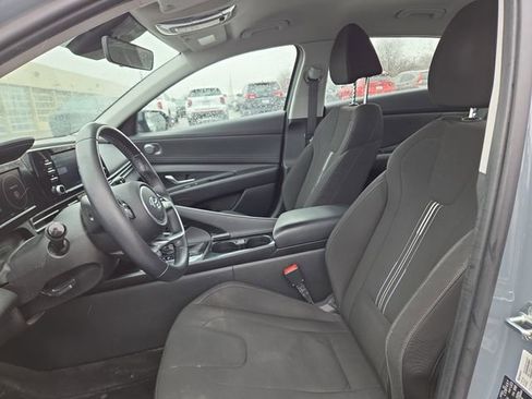 Used 2022 Hyundai Elantra SEL w/ Convenience Package image 21