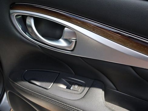 Used 2012 INFINITI M37 x w/ Deluxe Touring Pkg AWD/4WD image 13