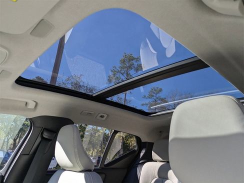 New 2025 Volvo XC40 B5 Plus w/ Climate Package image 20