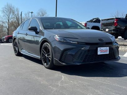 Used 2025 Toyota Camry SE w/ Multimedia Upgrade Package