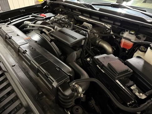 Used 2025 GMC Sierra 2500 AT4 w/ AT4 Premium Plus Package AWD/4WD image 46