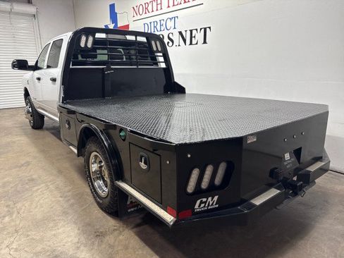 Used 2022 RAM 3500 Tradesman w/ Chrome Appearance Group AWD/4WD image 8