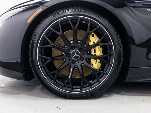 Used 2022 Mercedes-Benz SL 55 AMG 4MATIC image 39