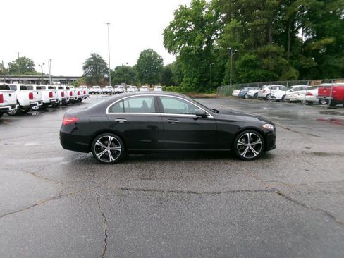 Used 2025 Mercedes-Benz C 300 Sedan image 5