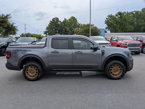 Used 2025 Ford Maverick Lariat AWD/4WD image 2