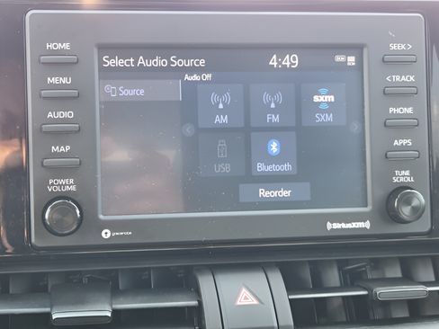 Used 2022 Toyota RAV4 XLE w/ Convenience Package AWD/4WD image 15