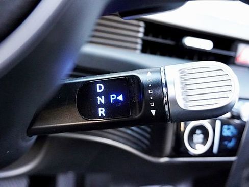 Certified 2024 Hyundai Ioniq 5 SEL image 31