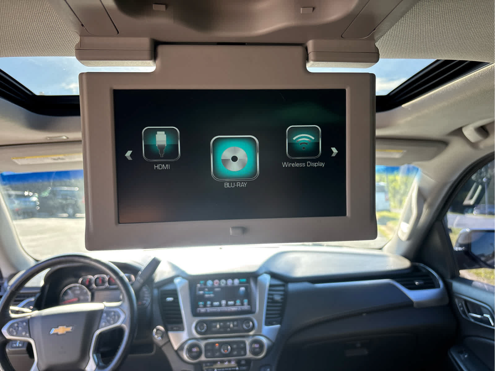 Used 2018 Chevrolet Tahoe Premier AWD/4WD image 33