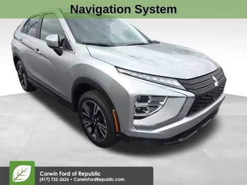 Used 2024 Mitsubishi Eclipse Cross SE image 3
