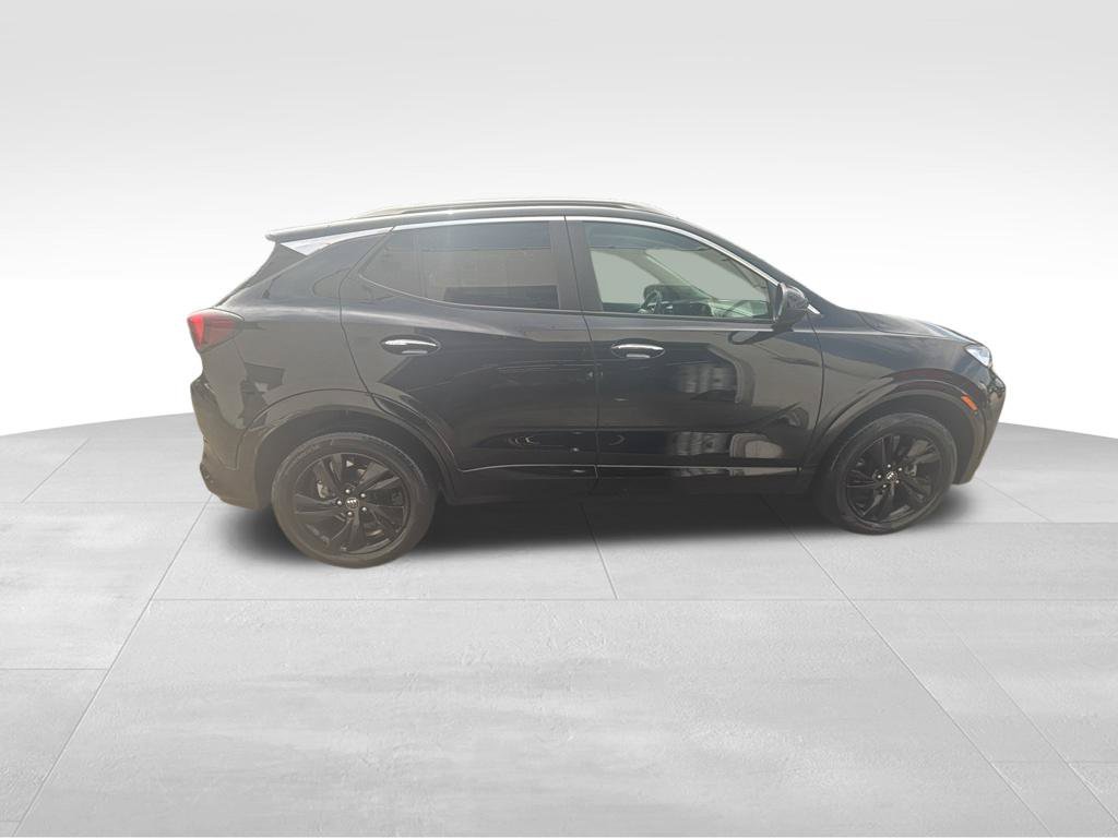 Used 2024 Buick Encore GX Sport Touring FWD image 7