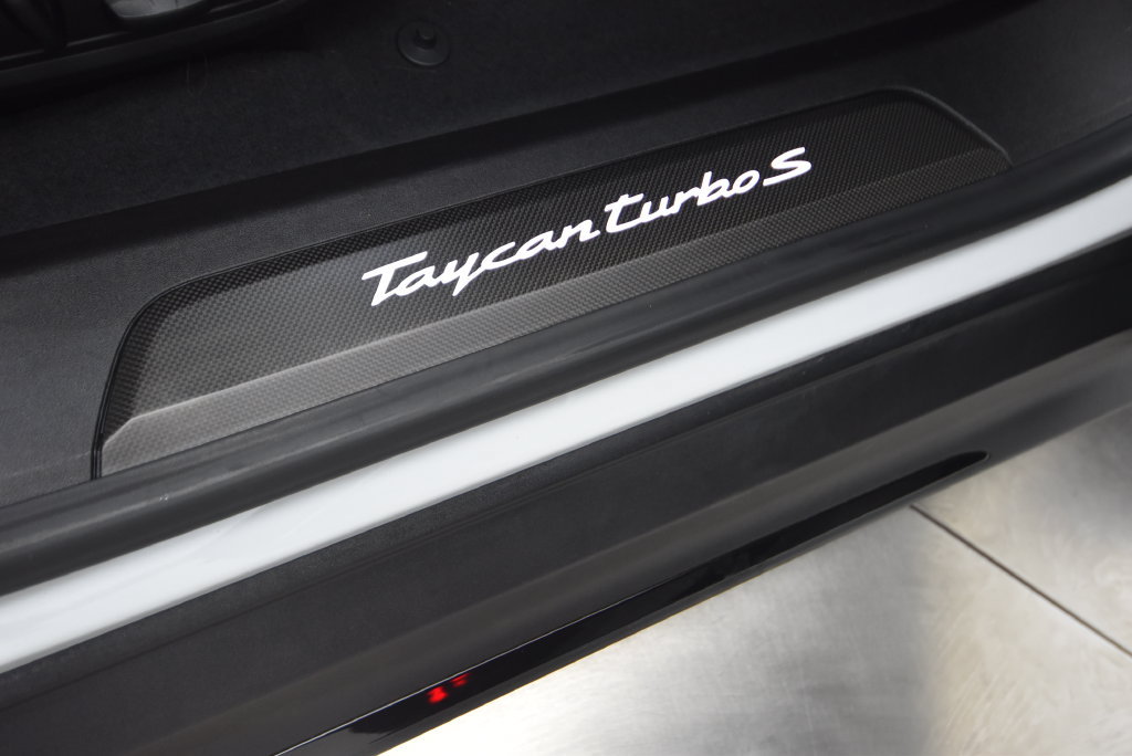 Used 2022 Porsche Taycan Turbo S AWD/4WD image 64