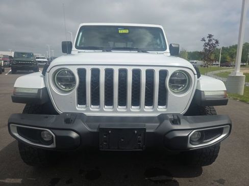 Used 2022 Jeep Gladiator Overland w/ LED Lighting Group AWD/4WD image 3