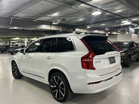Certified 2023 Volvo XC90 B6 Plus w/ Protection Package Premier image 4