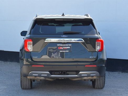 Used 2024 Ford Explorer XLT w/ Equipment Group 202A AWD/4WD image 4