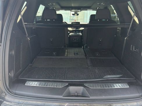 Used 2021 Chevrolet Tahoe High Country w/ Premium Package AWD/4WD image 10