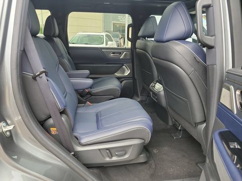 Certified 2026 INFINITI QX80 4WD w/ Sport Exterior Package image 30