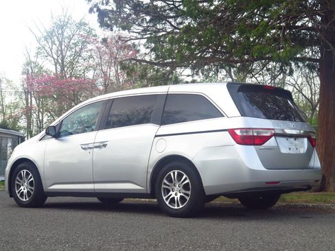 Used 2011 Honda Odyssey EX image 3