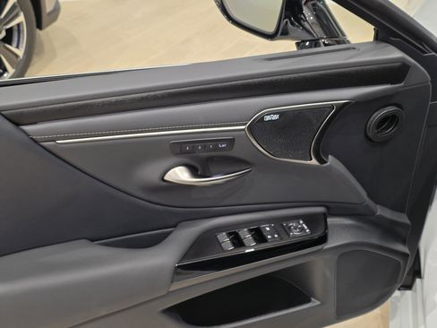 New 2025 Lexus ES 350 350 image 14