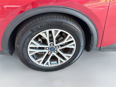 Used 2022 Ford Escape SEL image 32