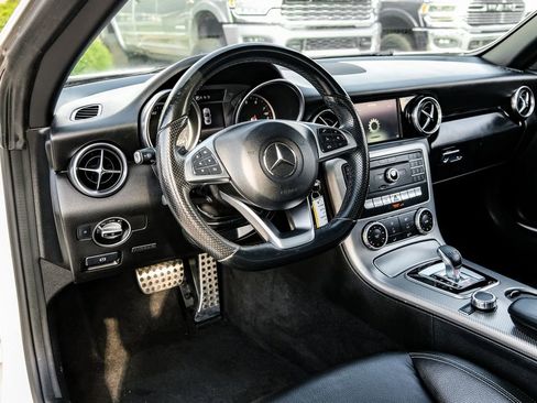 Used 2017 Mercedes-Benz SLC 300 image 9