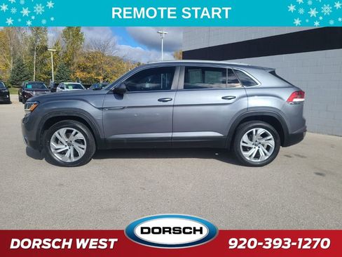 Used 2020 Volkswagen Atlas Cross Sport SEL image 2