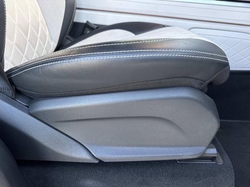 Used 2023 Mercedes-Benz G 550 G 550 image 13