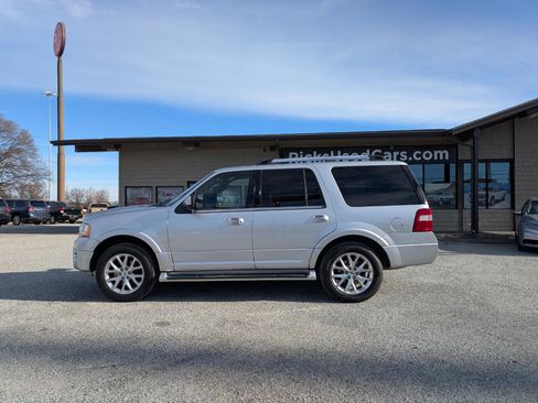 Used 2017 Ford Expedition Limited image 11