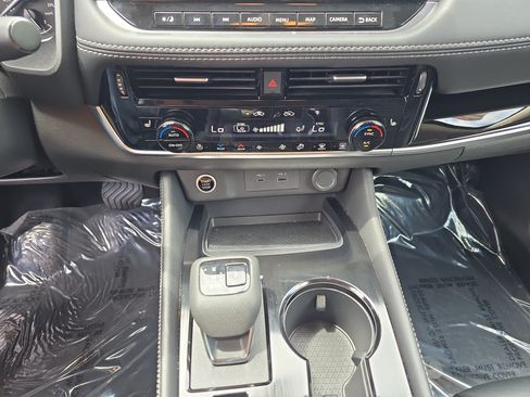 Certified 2023 Nissan Rogue SL w/ SL Premium Package FWD image 25