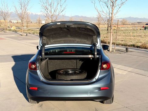 Used 2016 MAZDA MAZDA3 i Sport w/ Preferred Equipment Package image 11