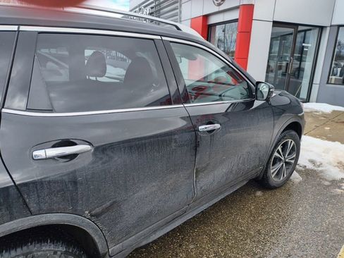 Used 2020 Nissan Rogue SV w/ Premium Package image 7