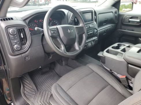 Used 2023 Chevrolet Silverado 1500 Custom Trail Boss AWD/4WD image 17