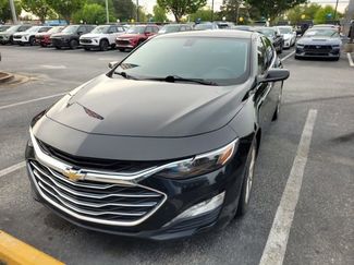 Used 2020 Chevrolet Malibu LT video 1
