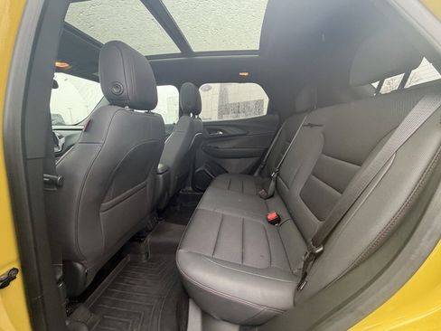 Used 2023 Chevrolet TrailBlazer RS w/ Sun and Liftgate Package image 13