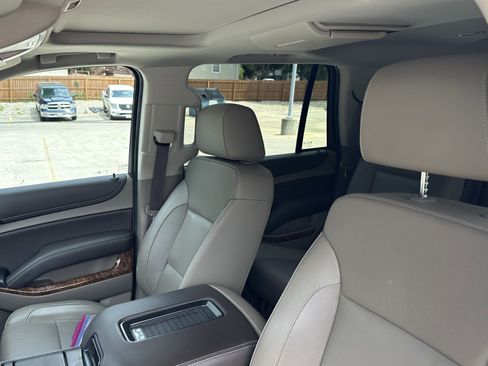 Used 2017 Chevrolet Tahoe Premier AWD/4WD image 18