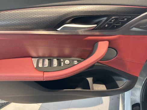 Certified 2024 BMW X4 M40i w/ Premium Package image 14