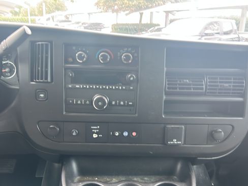 Used 2021 Chevrolet Express 2500 w/ Driver Convenience Package RWD image 21