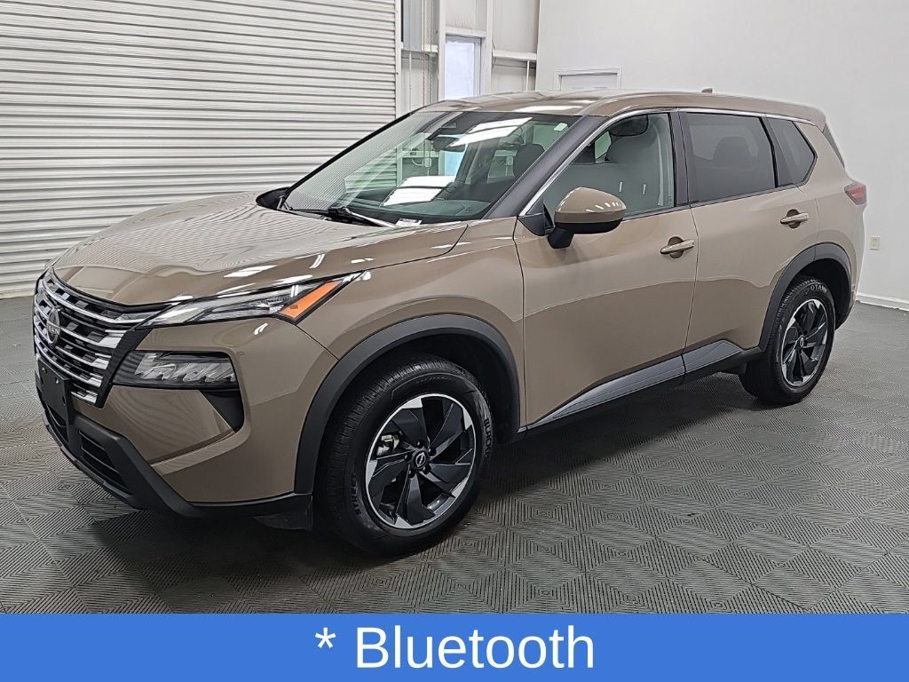 Used 2025 Nissan Rogue SV AWD/4WD image 5