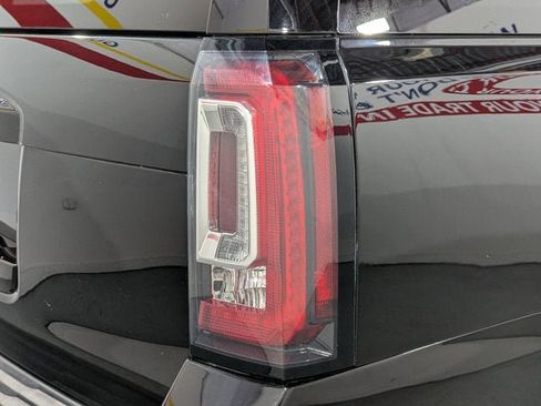 Used 2015 GMC Yukon XL SLT image 53