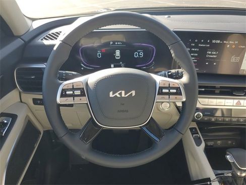 New 2025 Kia Telluride S image 11